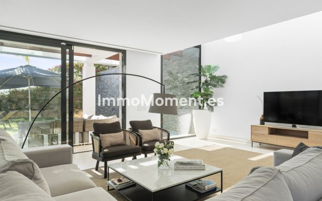 Wiederverkauf - Freistehende Villa - Marbella - Cabopino