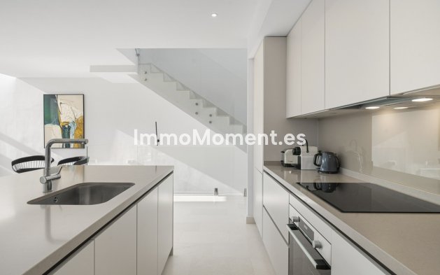 Wiederverkauf - Freistehende Villa - Marbella - Cabopino