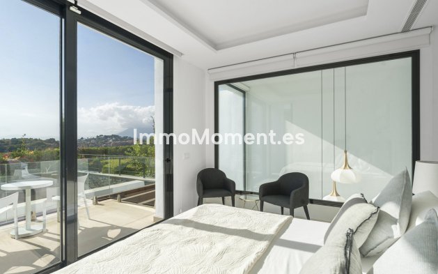 Wiederverkauf - Freistehende Villa - Marbella - Cabopino