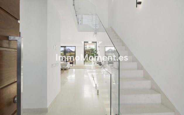 Wiederverkauf - Freistehende Villa - Marbella - Cabopino