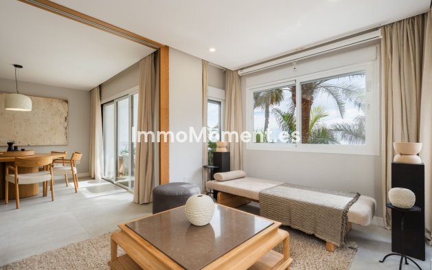 Resale - Apartment - Estepona - Estepona Centro