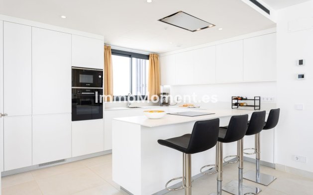 Resale - Apartment - Fuengirola - Fuengirola Centro