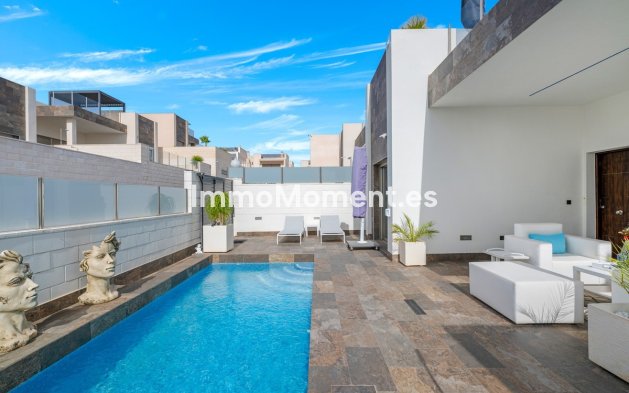 Resale - Detached villa - Orihuela - Villamartín