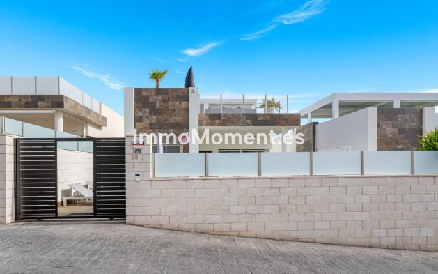 Resale - Detached villa - Orihuela - Villamartín