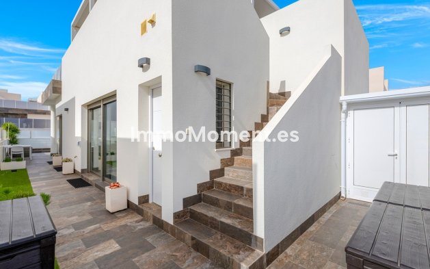 Resale - Detached villa - Orihuela - Villamartín