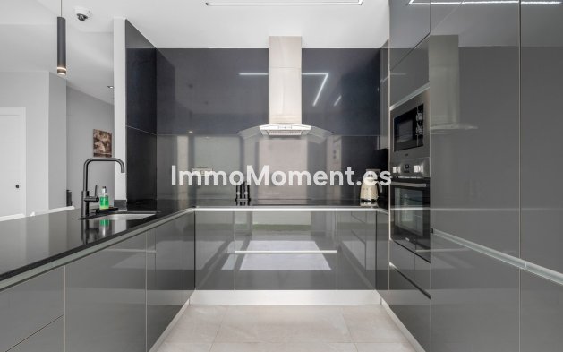 Resale - Detached villa - Orihuela - Villamartín