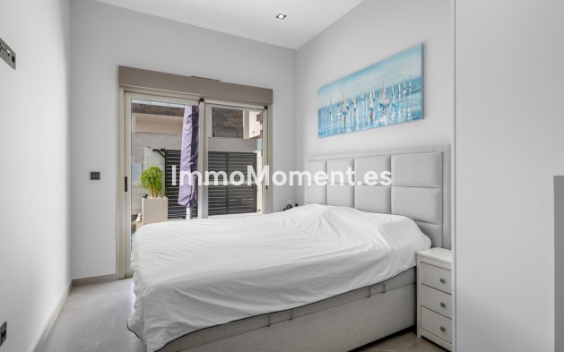 Resale - Detached villa - Orihuela - Villamartín
