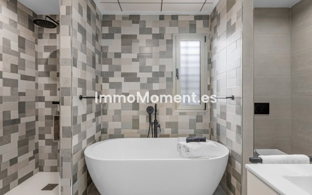 Resale - Detached villa - Orihuela - Villamartín