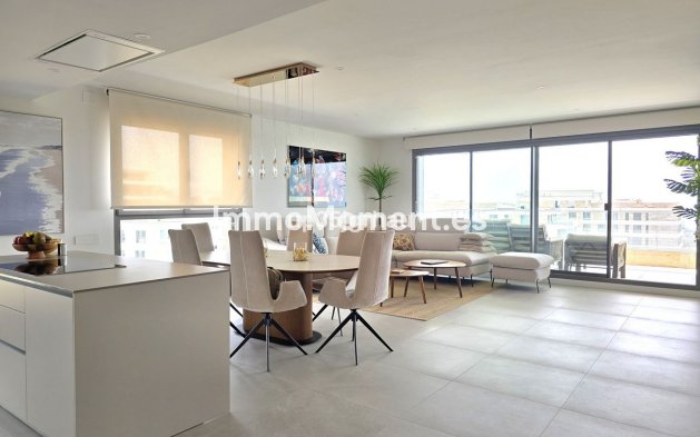 Revente - Appartement - Estepona  - Selwo