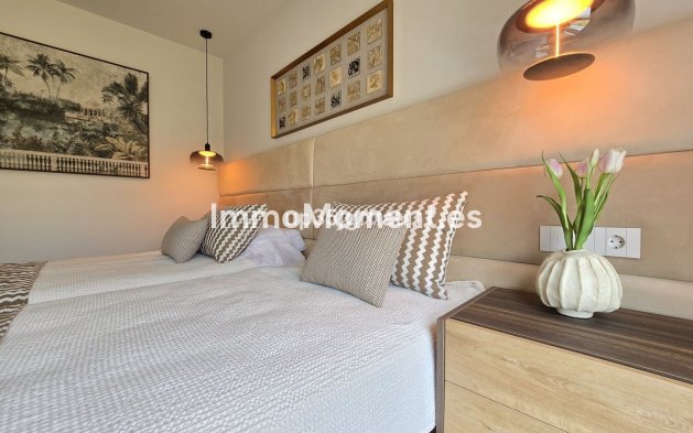 Revente - Appartement - Estepona  - Selwo