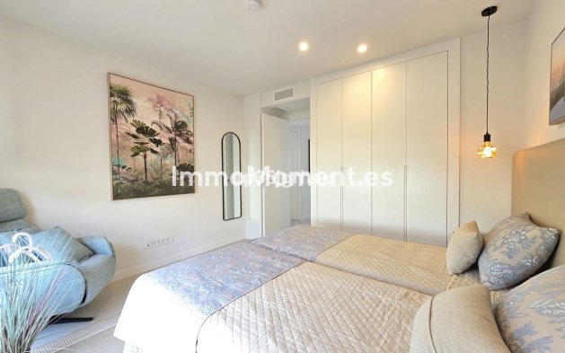 Revente - Appartement - Estepona  - Selwo