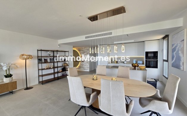 Revente - Appartement - Estepona  - Selwo
