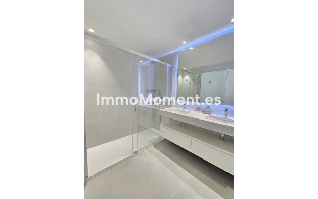 Revente - Appartement - Estepona  - Selwo