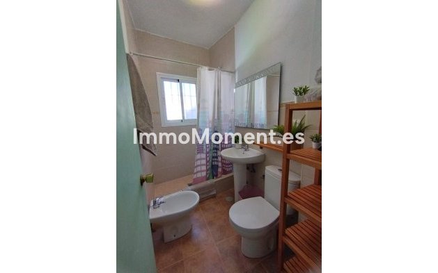 Bestaande woning - Vrijstaande villa - Estepona  - Estepona Centro