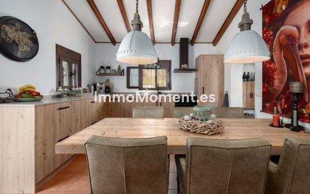 Bestaande woning - Landhuis - Binnenland  - Alora