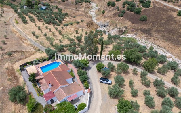Bestaande woning - Landhuis - Binnenland  - Alora