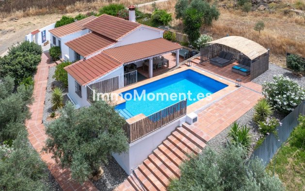 Bestaande woning - Landhuis - Binnenland  - Alora