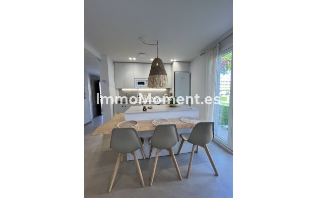 Revente - Appartement - Estepona  - Estepona Centro