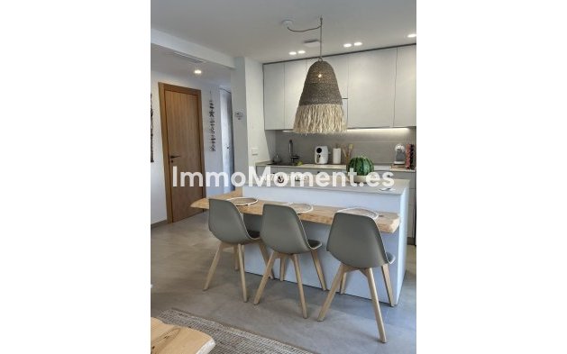 Revente - Appartement - Estepona  - Estepona Centro