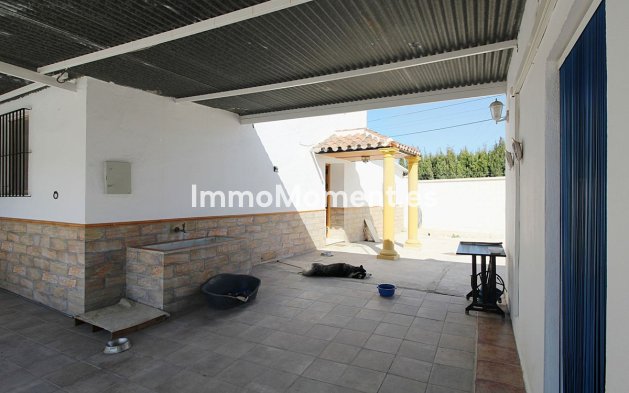 Bestaande woning - Vrijstaande villa - Binnenland  - Coín