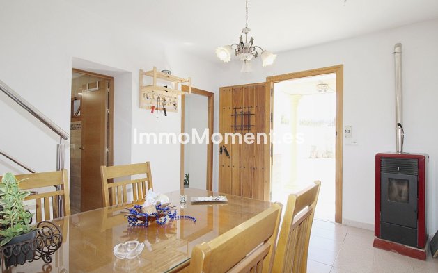 Bestaande woning - Vrijstaande villa - Binnenland  - Coín