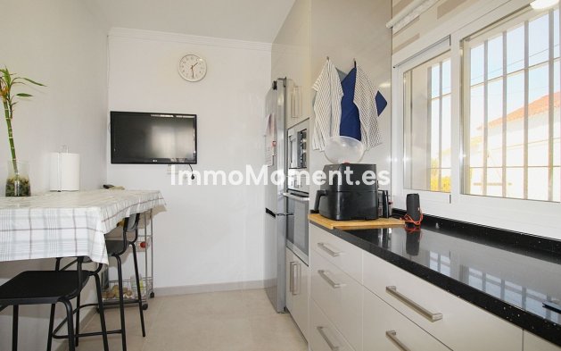 Bestaande woning - Vrijstaande villa - Binnenland  - Coín