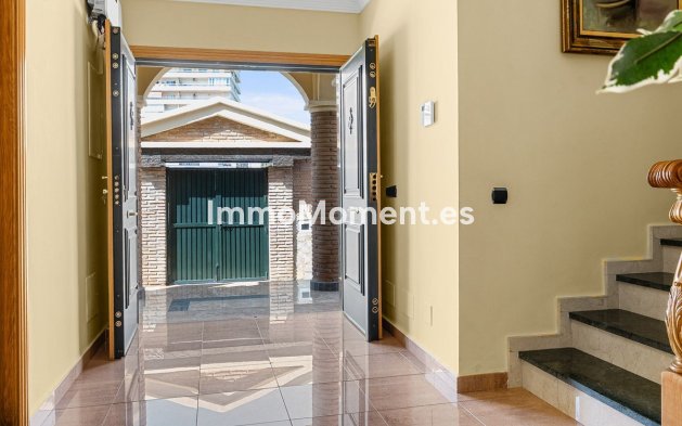 Resale - Detached villa - Benalmadena - Torrequebrada