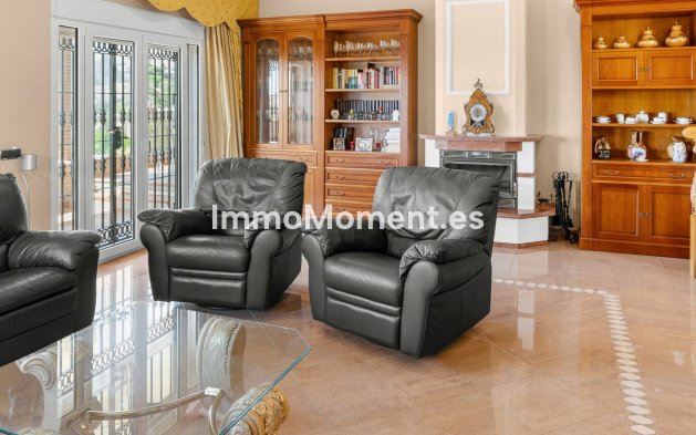 Resale - Detached villa - Benalmadena - Torrequebrada