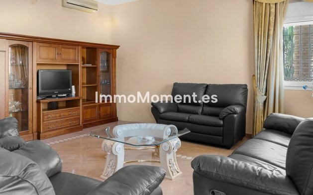 Resale - Detached villa - Benalmadena - Torrequebrada