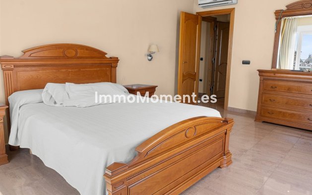 Resale - Detached villa - Benalmadena - Torrequebrada