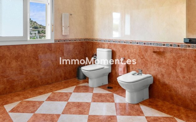 Resale - Detached villa - Benalmadena - Torrequebrada