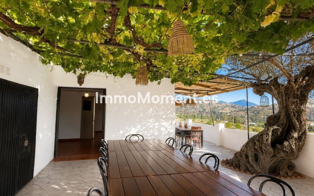 Reventa - Casa de campo - Interior  - Coín