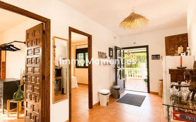 Reventa - Casa de campo - Interior  - Coín