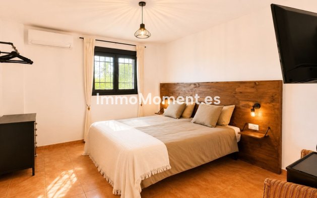 Reventa - Casa de campo - Interior  - Coín
