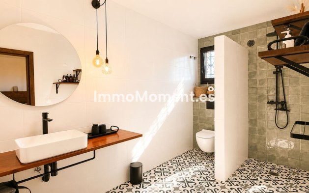 Reventa - Casa de campo - Interior  - Coín