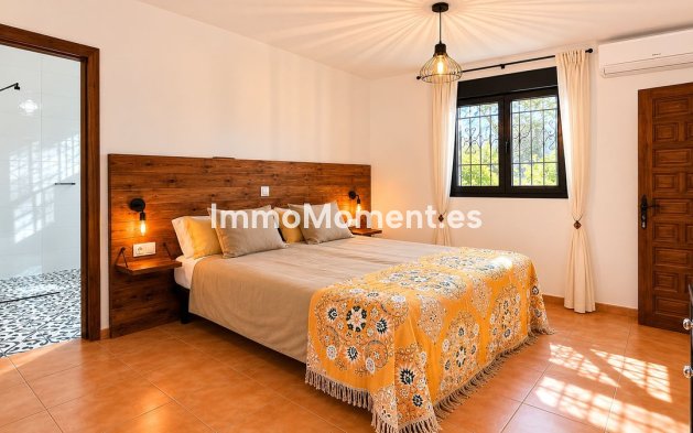 Reventa - Casa de campo - Interior  - Coín