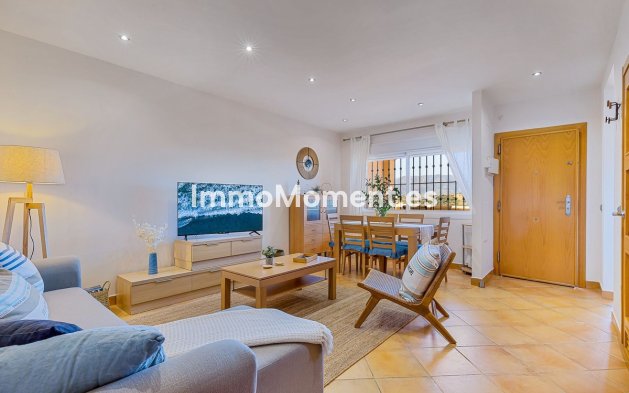 Resale - Apartment - Mijas - La Cala de Mijas