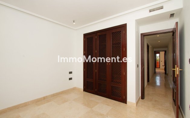 Reventa - Apartamento - Marbella - La Mairena