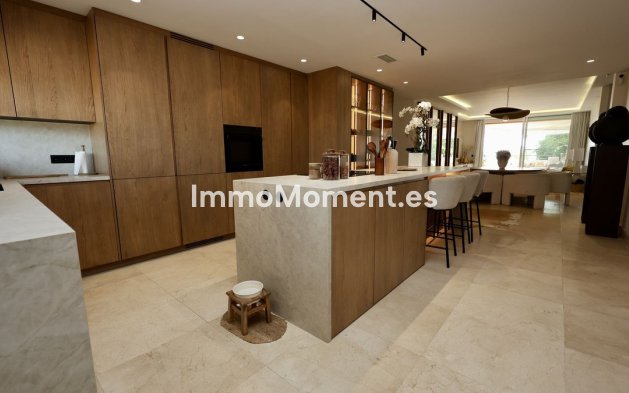 Revente - Appartement - Marbella - Nueva Andalucía