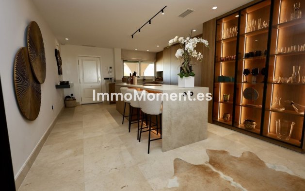 Revente - Appartement - Marbella - Nueva Andalucía