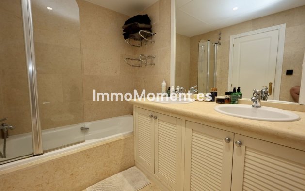 Revente - Appartement - Marbella - Nueva Andalucía