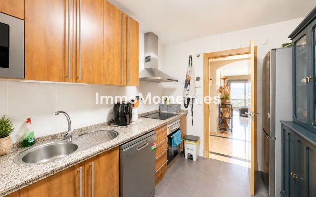 Resale - Apartment - Casares - Casares Playa