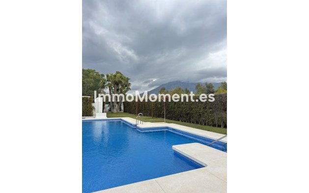 Wiederverkauf - Wohnung - Marbella - Nueva Andalucía