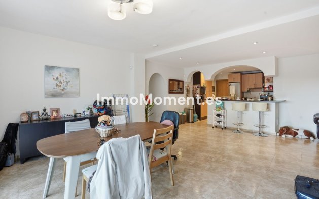 Wiederverkauf - Freistehende Villa - Benalmadena - Benalmadena Centro