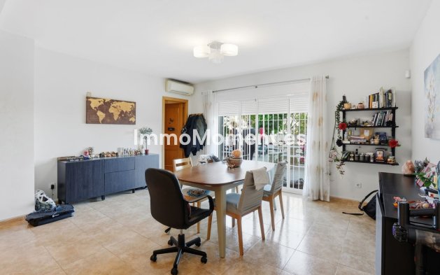 Wiederverkauf - Freistehende Villa - Benalmadena - Benalmadena Centro