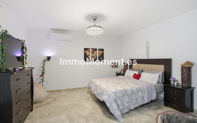 Wiederverkauf - Freistehende Villa - Benalmadena - Benalmadena Centro