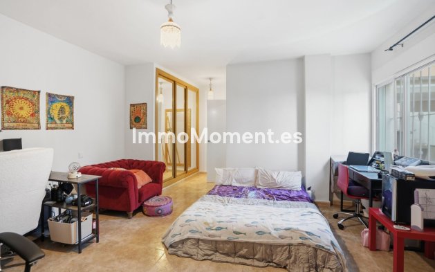 Wiederverkauf - Freistehende Villa - Benalmadena - Benalmadena Centro
