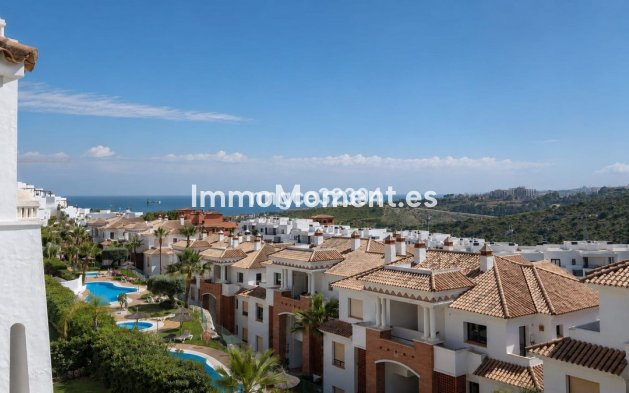 Resale - Apartment - Casares - Casares Centro