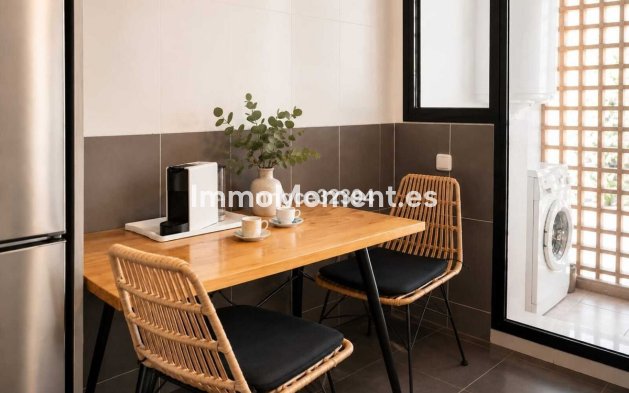 Resale - Apartment - Casares - Casares Centro