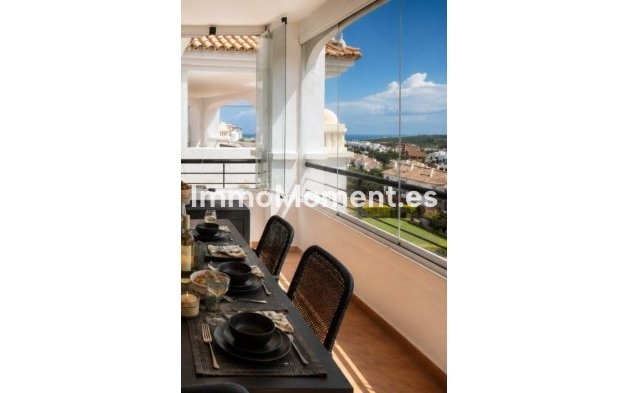 Resale - Apartment - Casares - Casares Centro